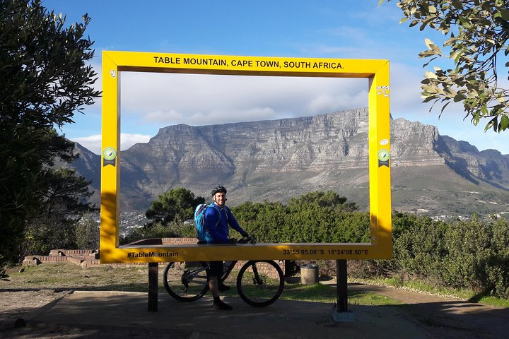 Table Mountain famous landmark